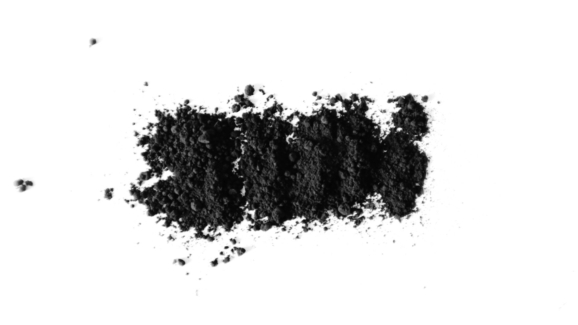 Poudre noir de charbon actif