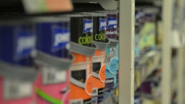 Peinture et étiquetage obligatoire des émissions de COV dans l'air intérieur